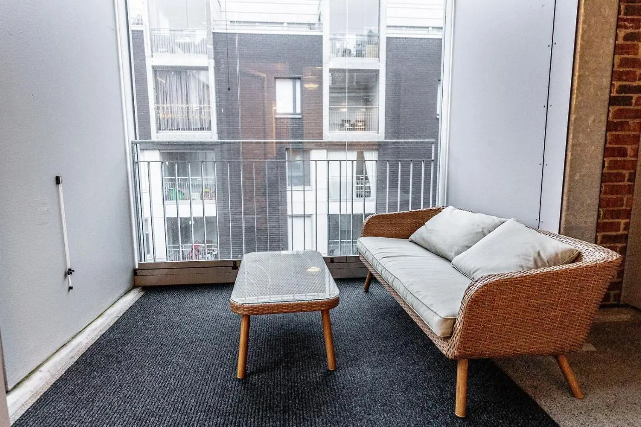 Sleepwell Apartment Rio- Tyynimeri With Private Sauna And Parking Helsinki Finlandia